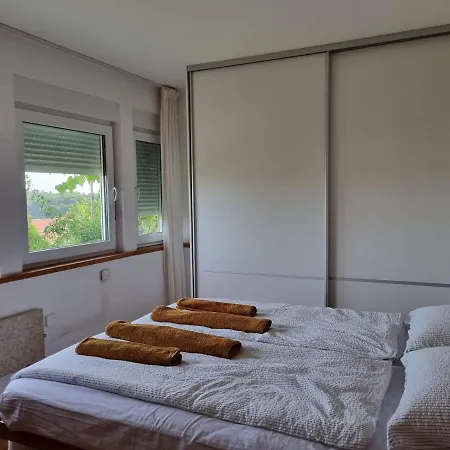 F13 Apartment *