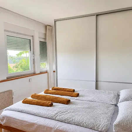 F13 Apartment *